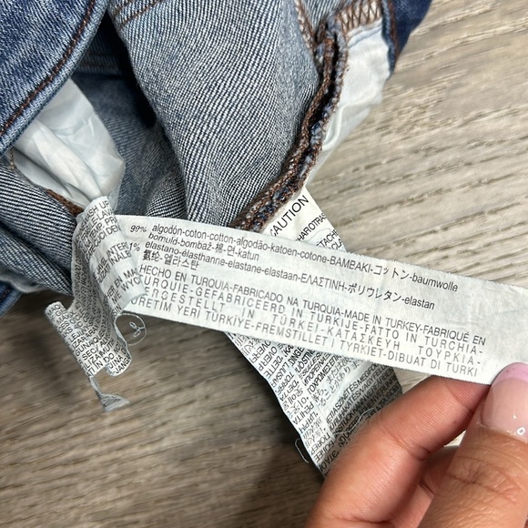 Zara Basic Z1975 Denim Women’s Mid-Rise Distressed Crop Straight Leg Jeans Sz 2 - Picture 12 of 12